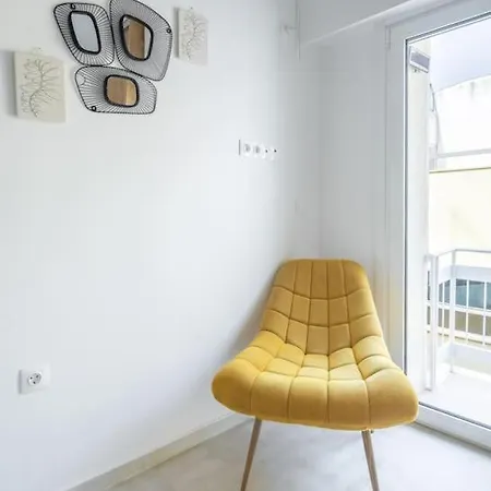 דירה Renovated Kolonaki With Industrial Notes *