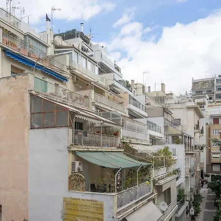 Renovated Kolonaki With Industrial Notes